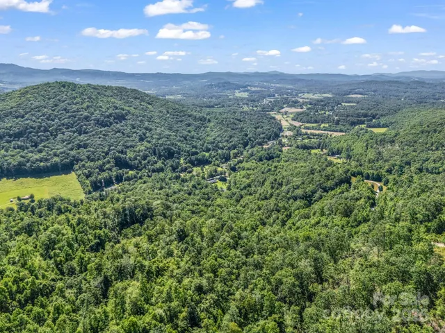 $300,000 | Tbd Climbing Road, Hendersonville, NC 28792