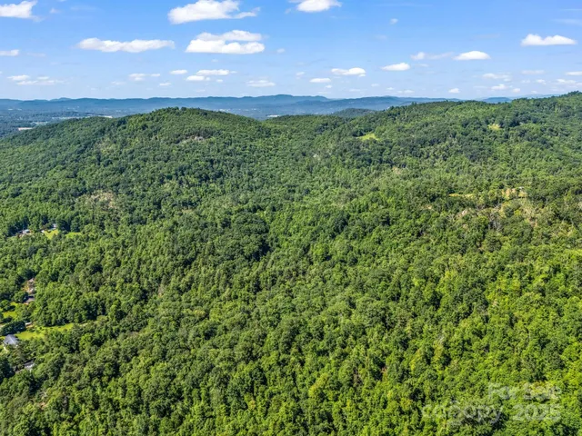 $300,000 | Tbd Climbing Road, Hendersonville, NC 28792