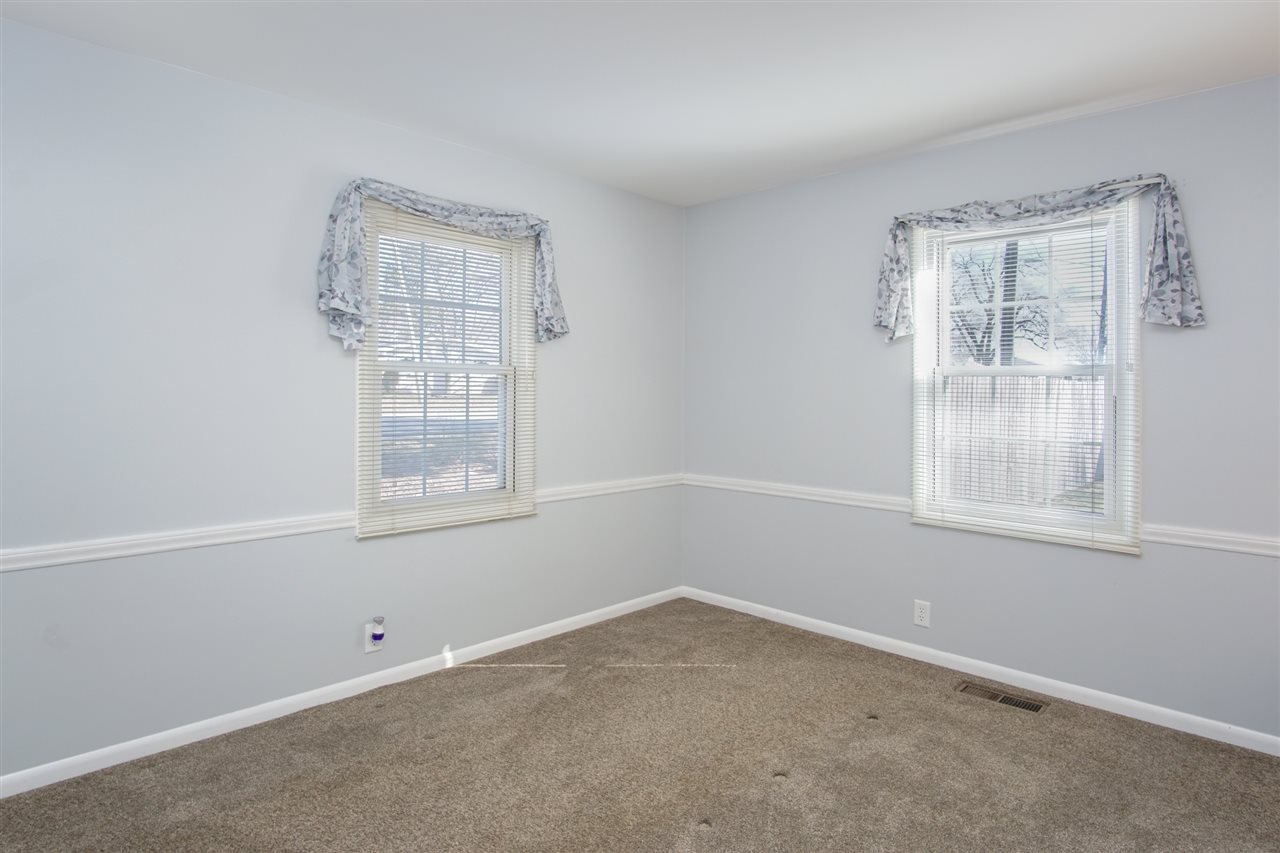 4502 York Road South Bend, IN 46614 - Photo 8 of 20 Gallery Image 8