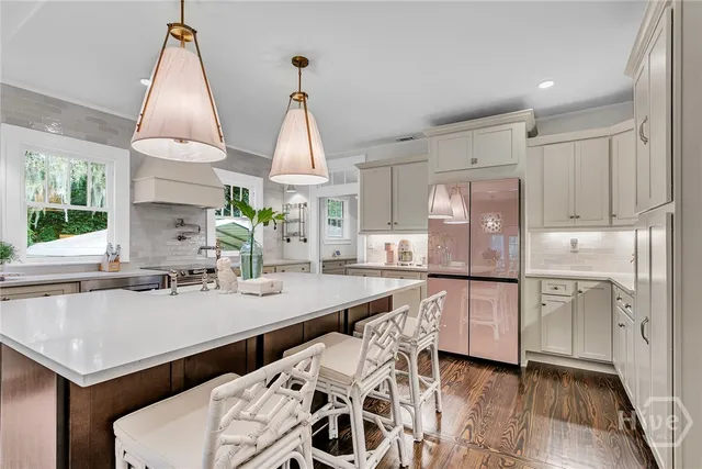 $3,200 | 1108 Bonaventure Road, Savannah, GA 31404