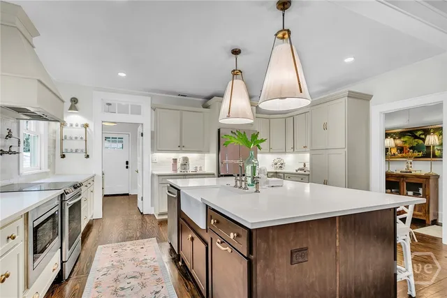 $3,200 | 1108 Bonaventure Road, Savannah, GA 31404