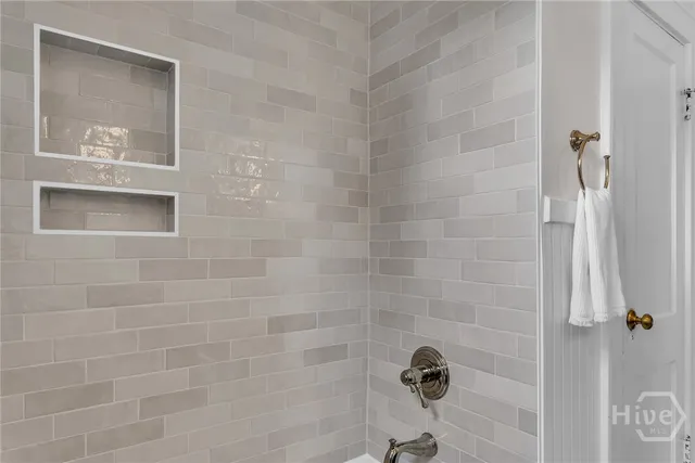 $3,200 | 1108 Bonaventure Road, Savannah, GA 31404