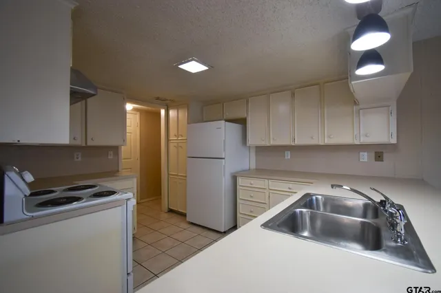 $339,000 | 4217 Aberdeen Drive, Tyler, TX 75703