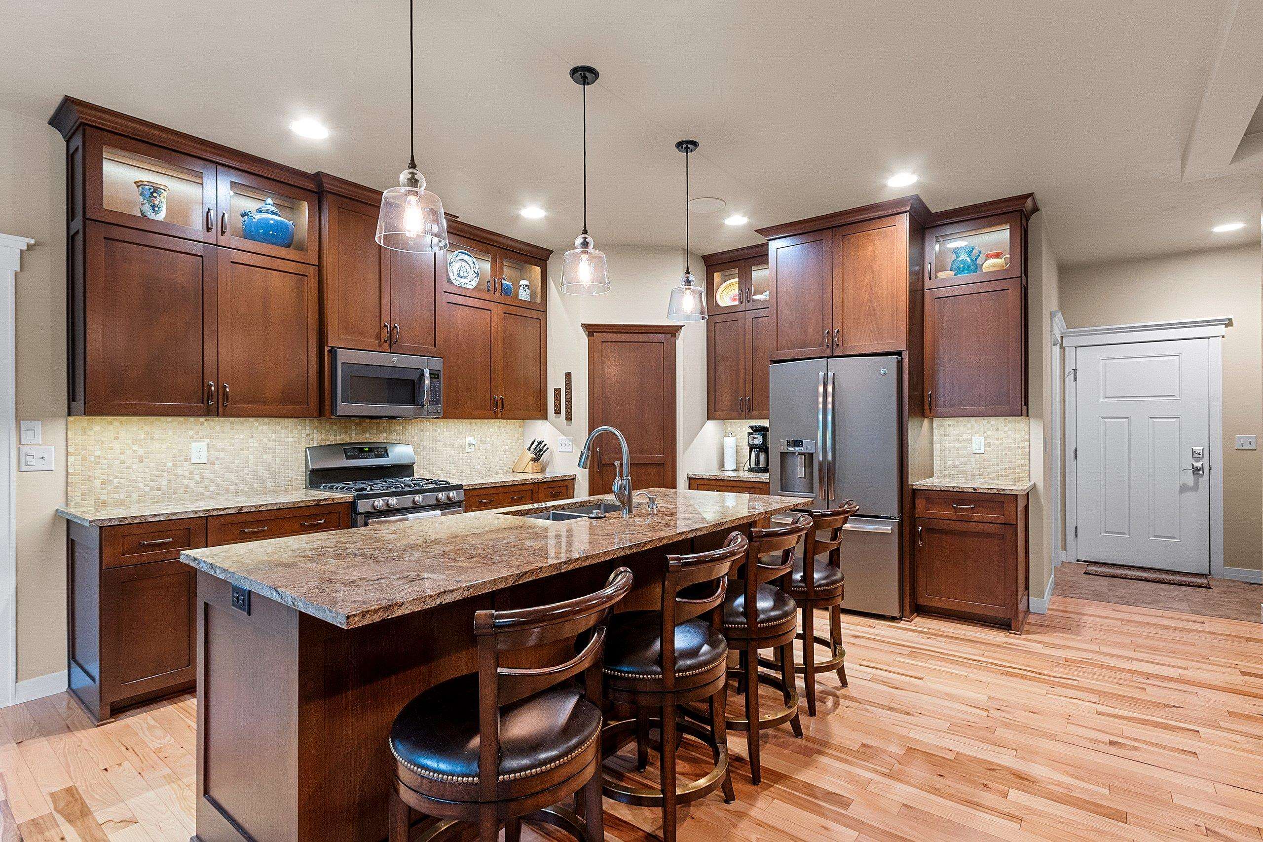 3327 Largo Ridge Drive Green Bay, WI 54311 - Photo 14 of 71