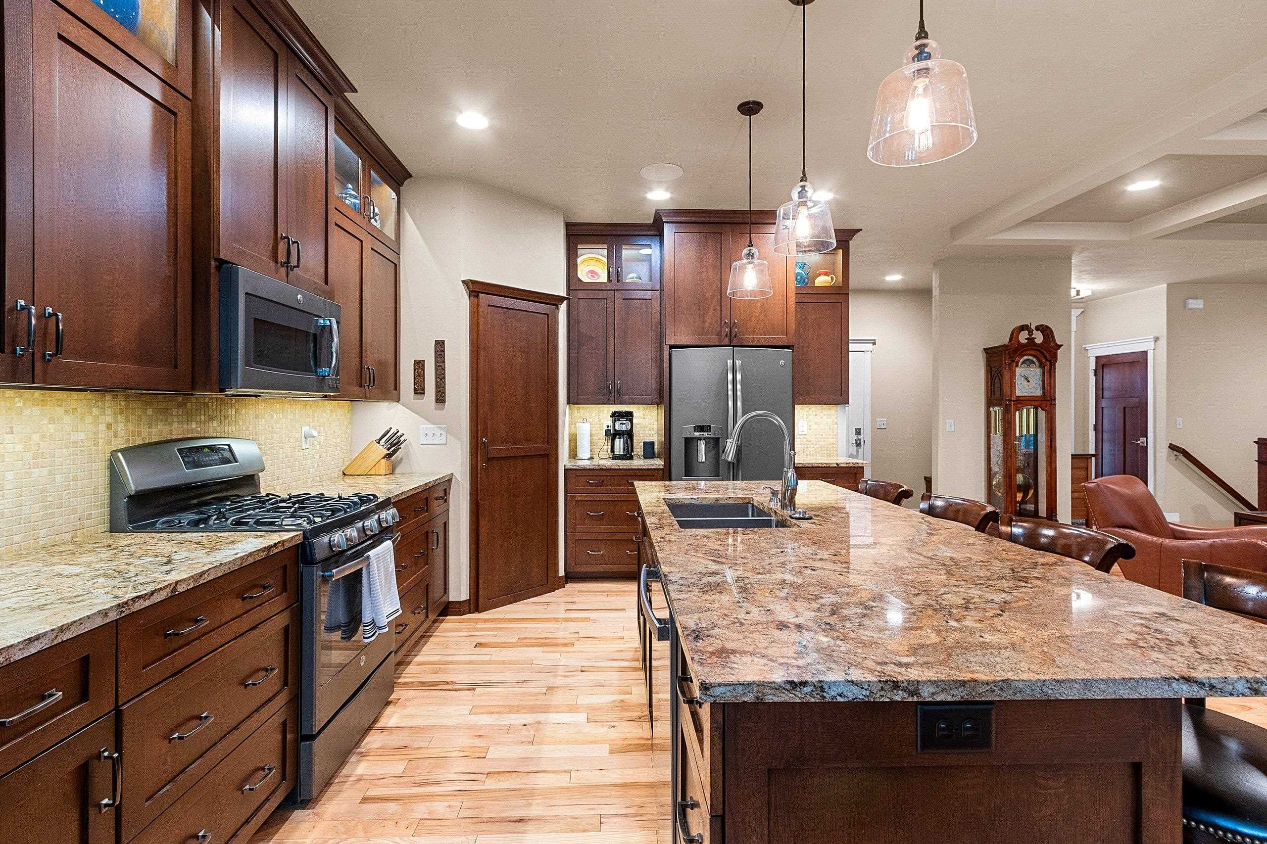 3327 Largo Ridge Drive Green Bay, WI 54311 - Photo 15 of 71