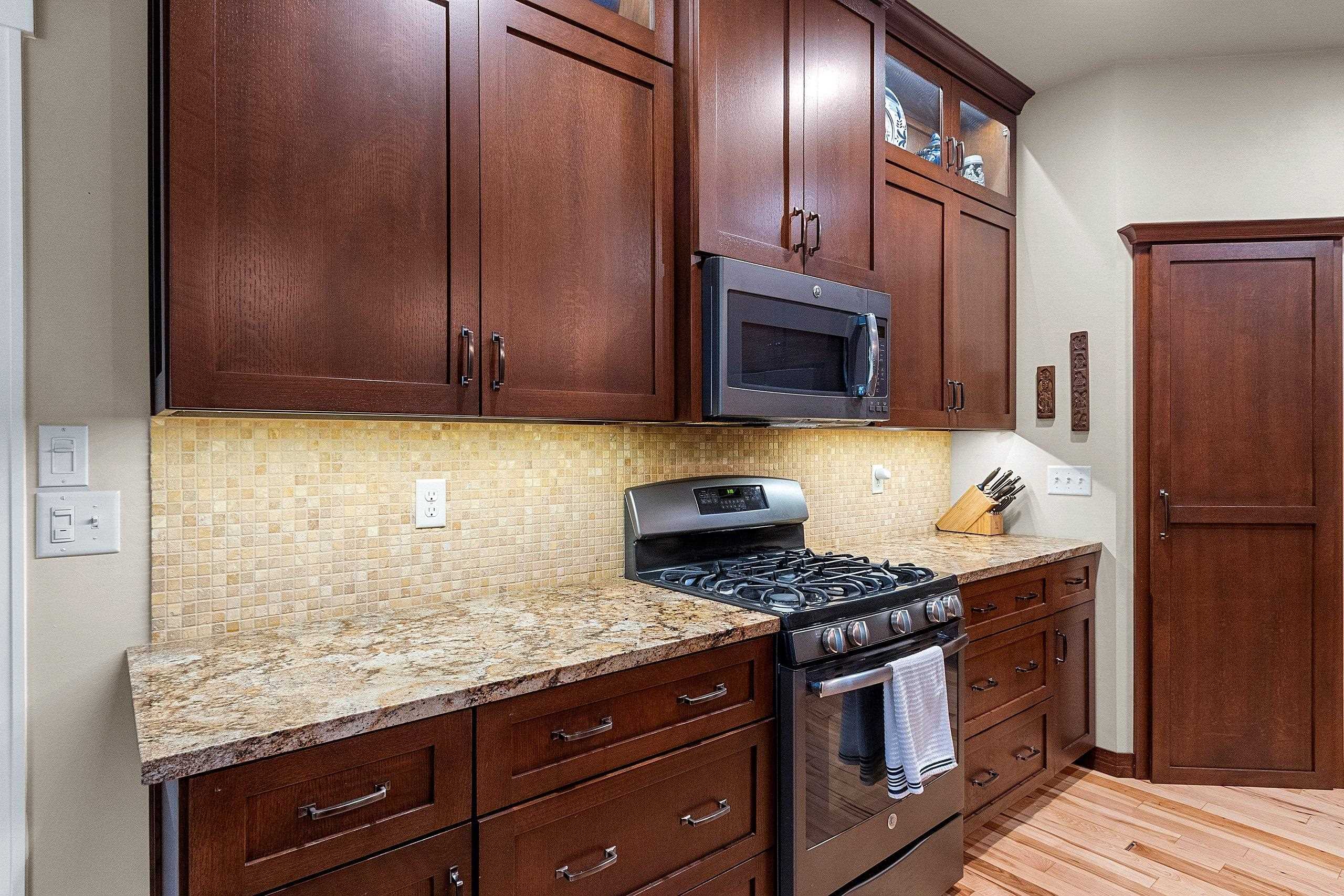 3327 Largo Ridge Drive Green Bay, WI 54311 - Photo 17 of 71