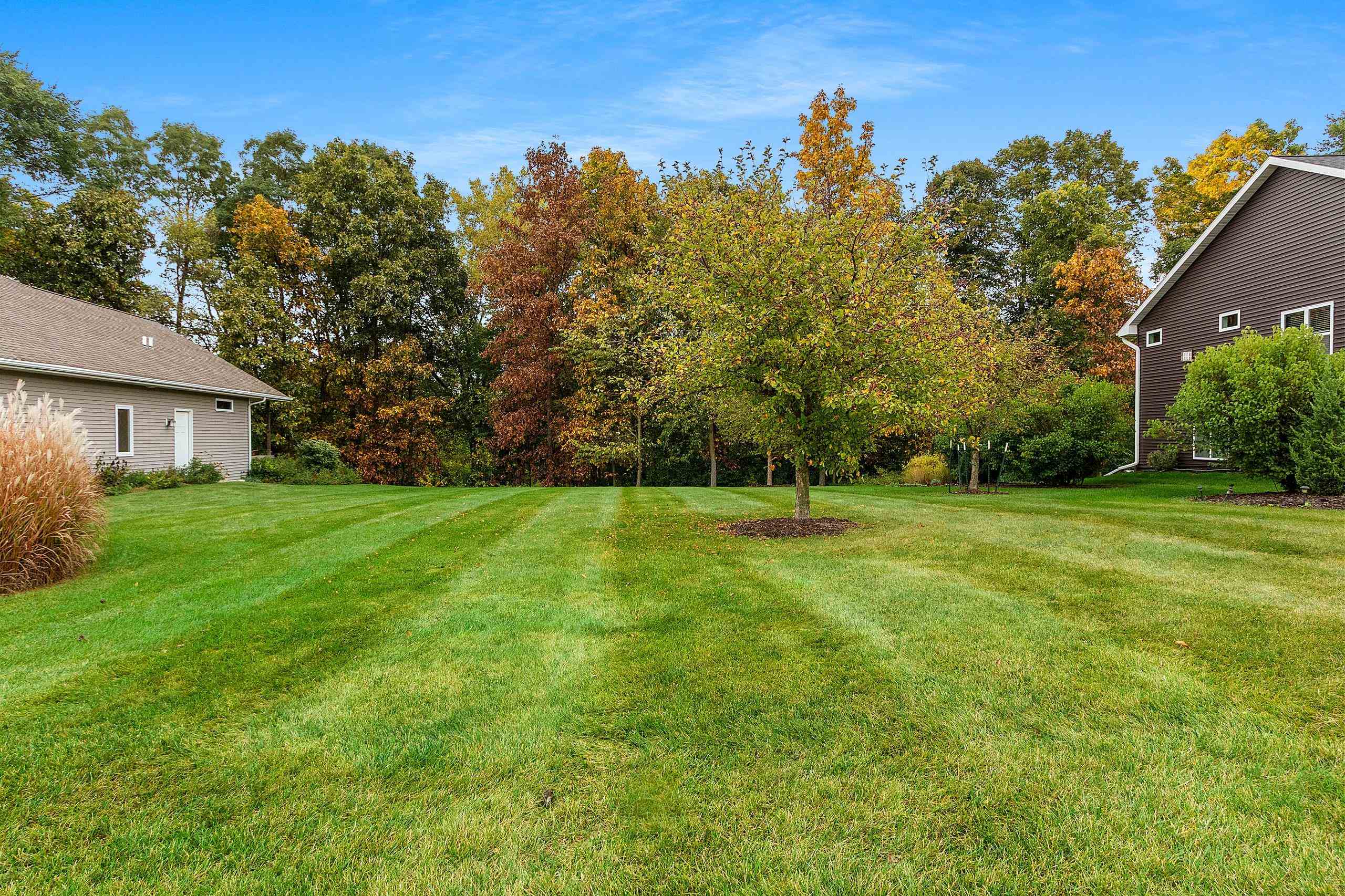 3327 Largo Ridge Drive Green Bay, WI 54311 - Photo 46 of 71