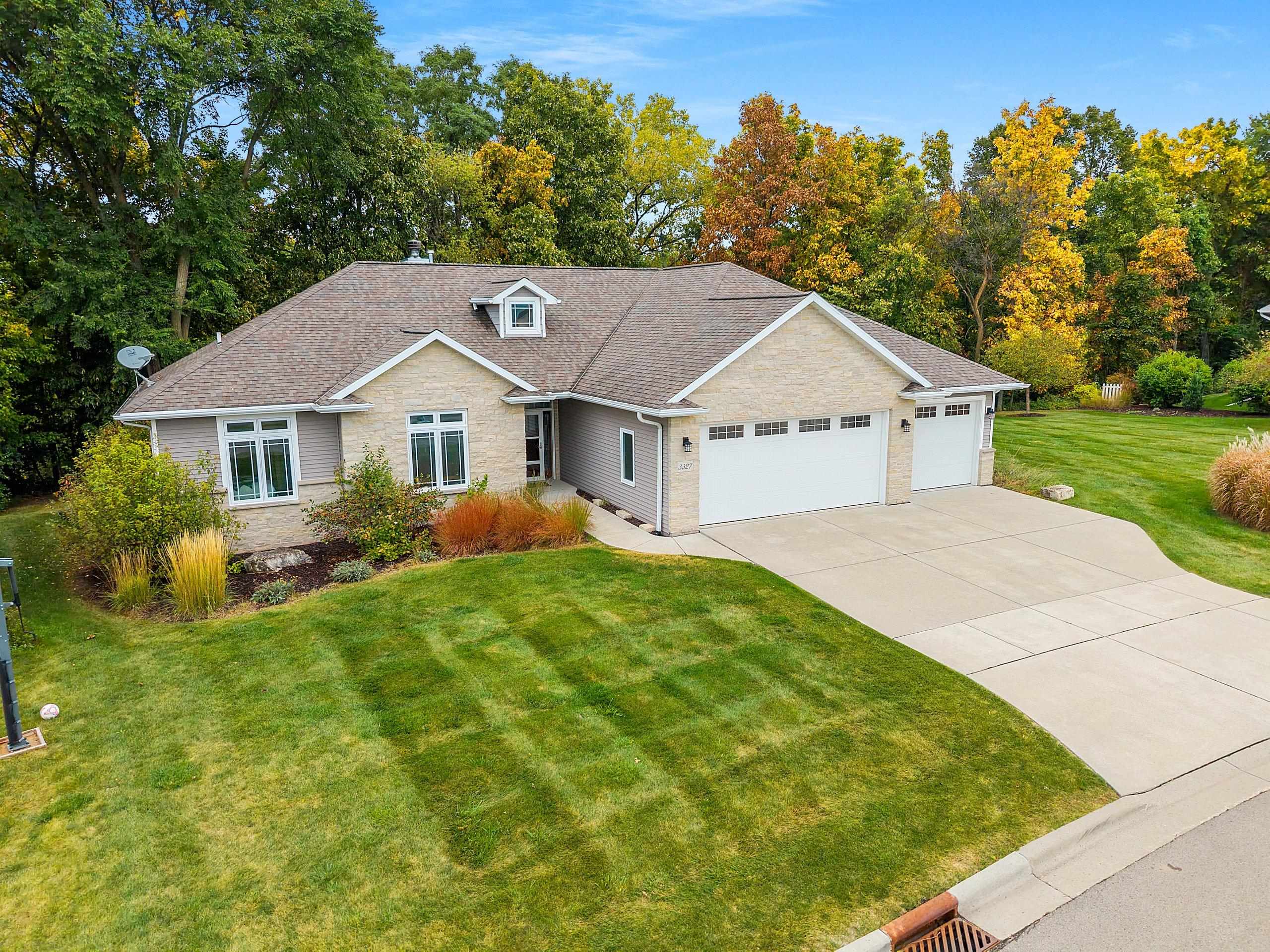 3327 Largo Ridge Drive Green Bay, WI 54311 - Photo 60 of 71