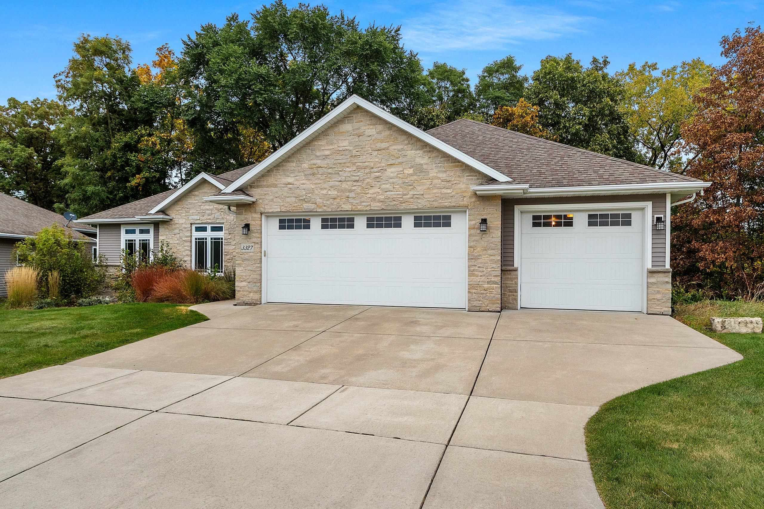 3327 Largo Ridge Drive Green Bay, WI 54311 - Photo 67 of 71