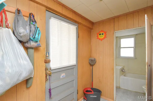 $20,000 | 519 West Madison Street, Millstadt, IL 62260