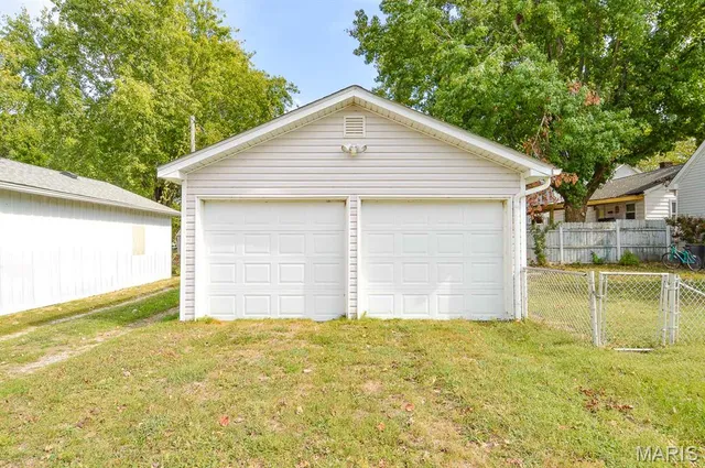 $20,000 | 519 West Madison Street, Millstadt, IL 62260