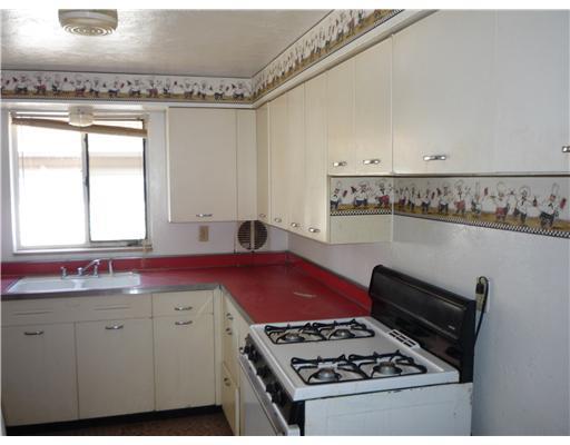 1437 Ridge Avenue Coraopolis, PA 15108 - Photo 11 of 13 Kitchen.