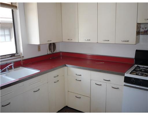 1437 Ridge Avenue Coraopolis, PA 15108 - Photo 10 of 13 Kitchen.