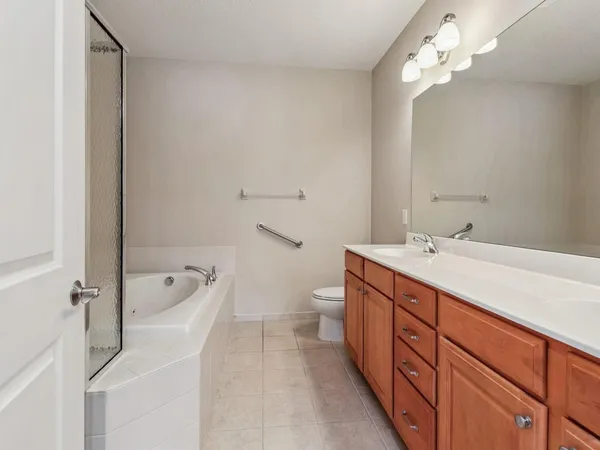 $599,500 | 4902 Steeplechase Court, Unit 35, Eagan, MN 55122