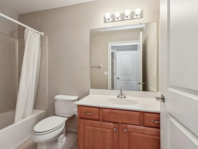 $629,900 | 4902 Steeplechase Court, Unit 35, St. Paul, MN 55122