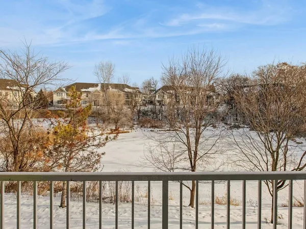$599,500 | 4902 Steeplechase Court, Unit 35, Eagan, MN 55122