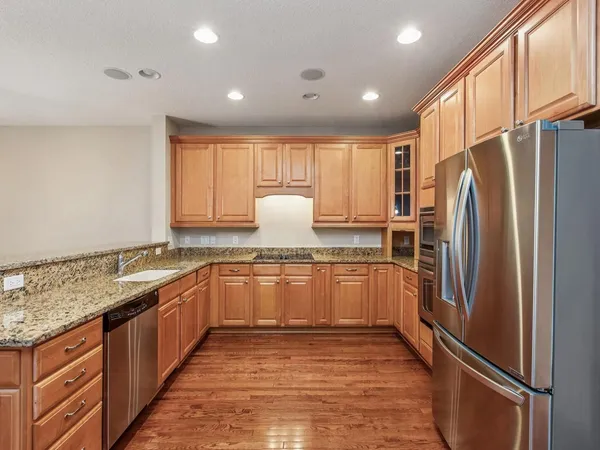 $599,500 | 4902 Steeplechase Court, Unit 35, Eagan, MN 55122