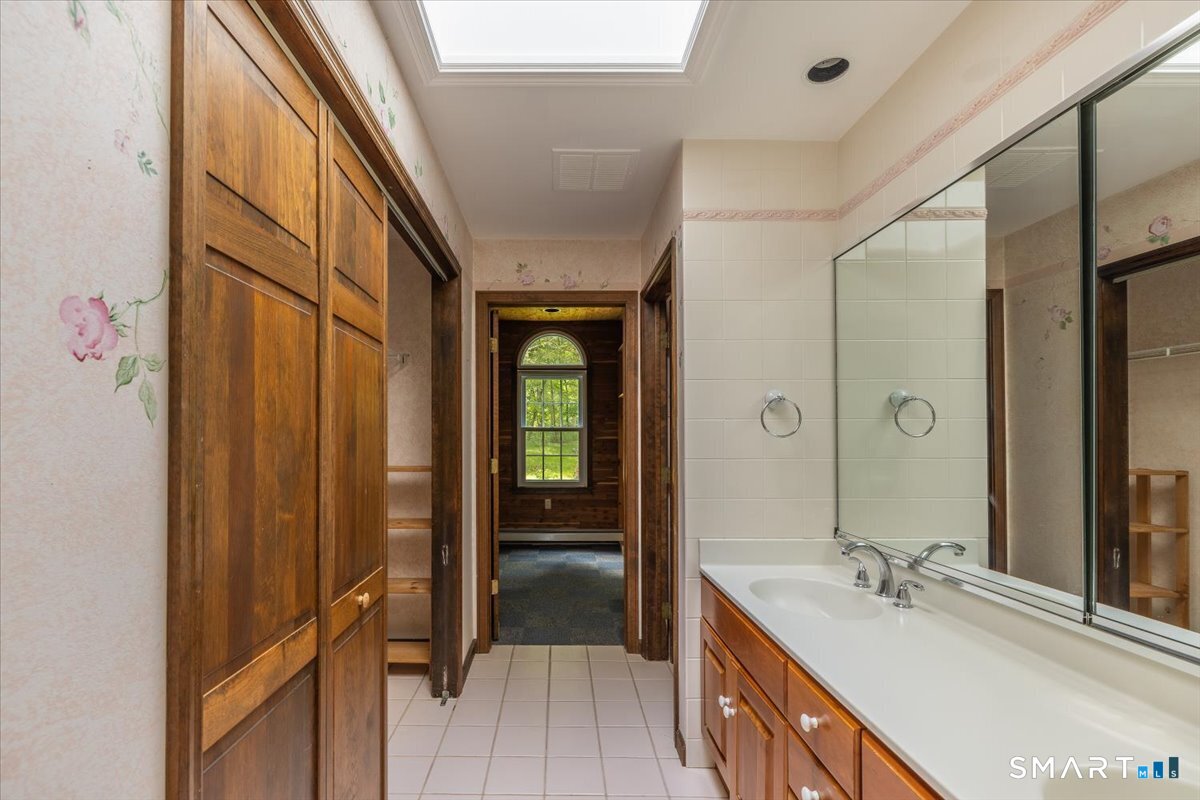 4 Twist Hill Road Newtown, CT 06470 - Photo 26 of 39