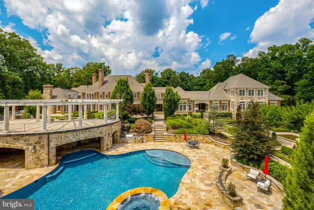 $15,000,000 | 11100 Kings Cavalier Court, Oakton, VA 22124