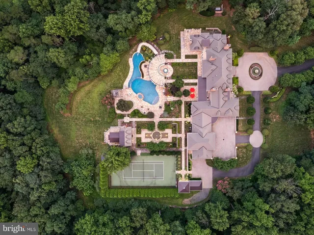 $15,000,000 | 11100 Kings Cavalier Court, Oakton, VA 22124