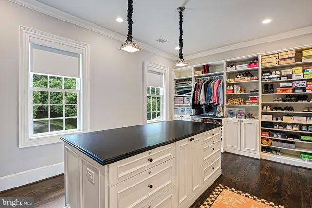 $15,000,000 | 11100 Kings Cavalier Court, Oakton, VA 22124