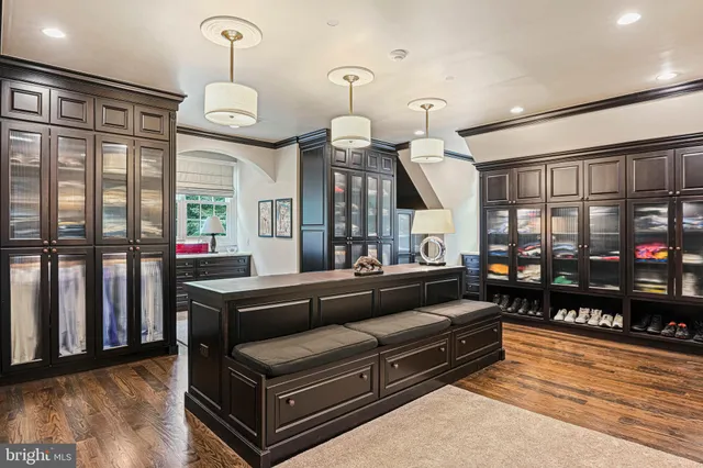 $15,000,000 | 11100 Kings Cavalier Court, Oakton, VA 22124