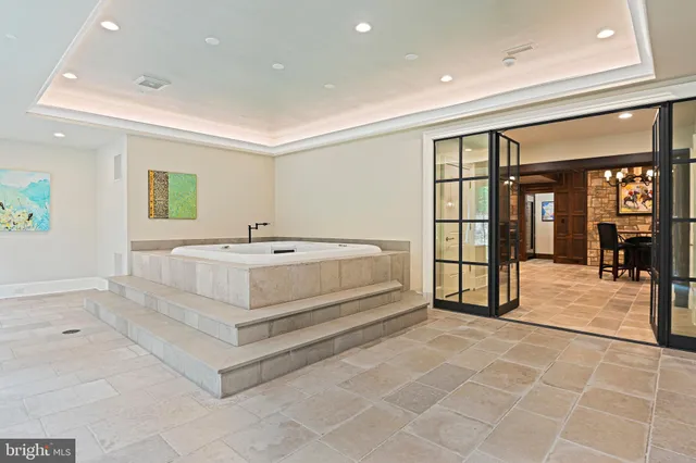 $15,000,000 | 11100 Kings Cavalier Court, Oakton, VA 22124