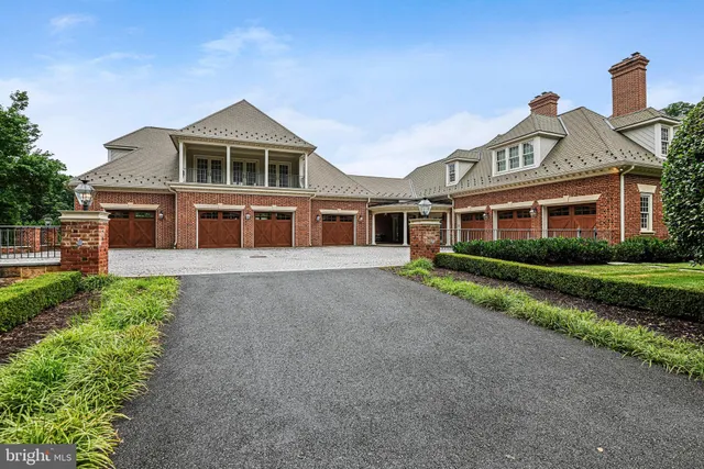 $15,000,000 | 11100 Kings Cavalier Court, Oakton, VA 22124