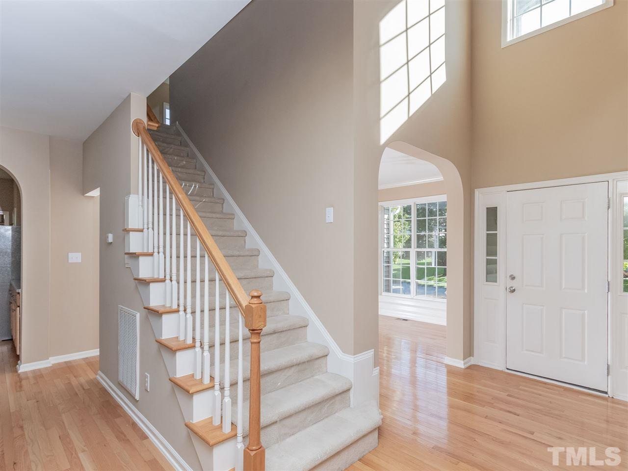 8621 Churchdown Court Raleigh, NC 27613 - Photo 4 of 29