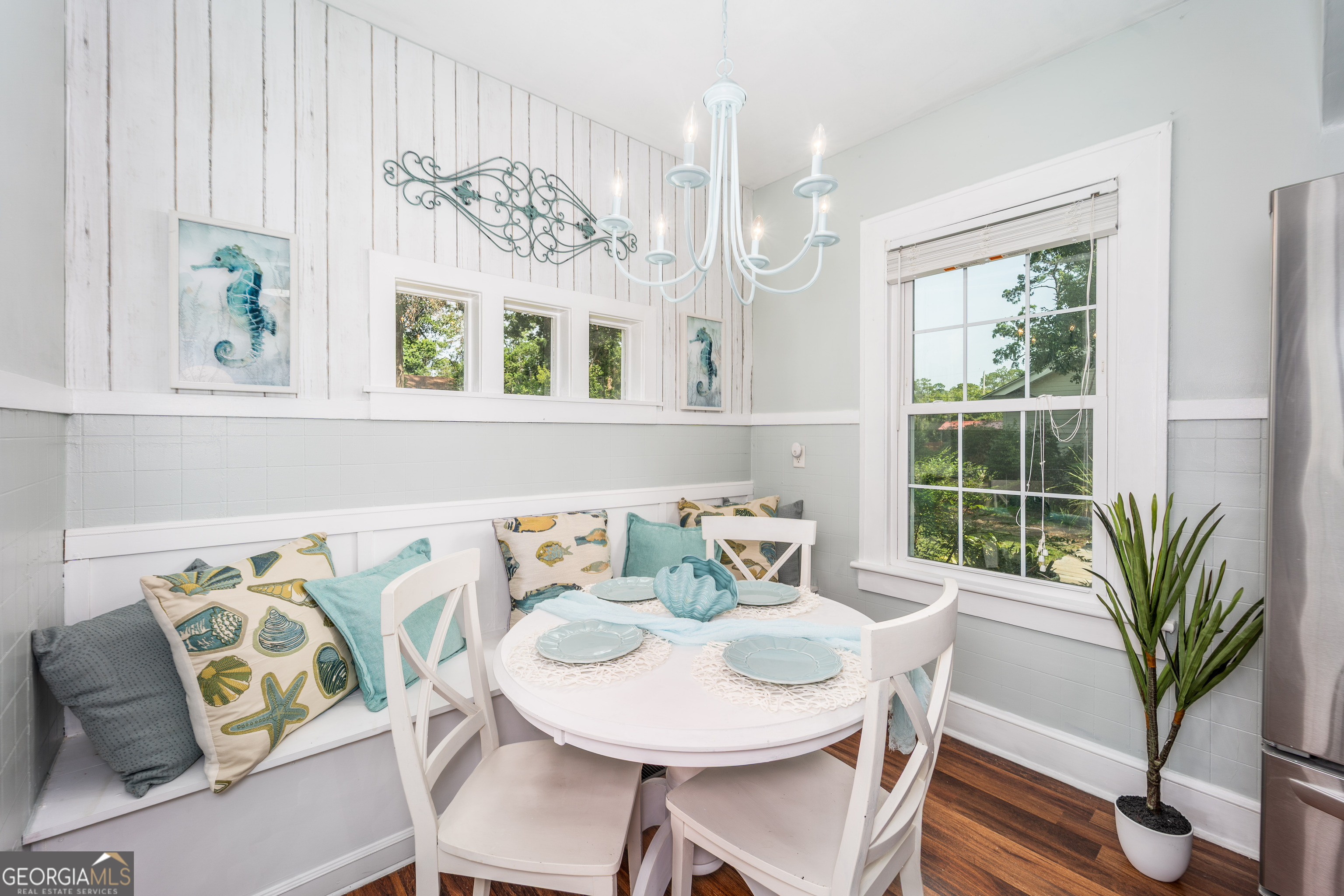 1101 Cherokee Drive Waycross, GA 31501 - Photo 17 of 24 a view of a dining room with furniture window and flowerpot