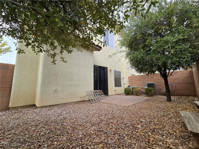 $2,170 | 1180 Via Vernio, Henderson, NV 89052