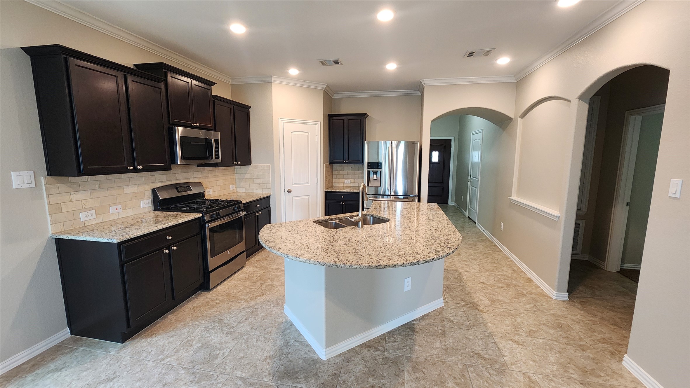 18428 Blush Rose Road Pflugerville, TX 78660 - Photo 10 of 32