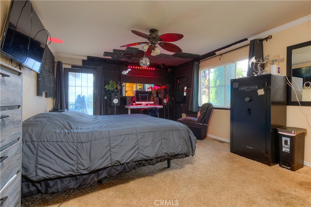 3929 Pardes Way Paradise, CA 95969 - Photo 22 of 73 a bed room with a bed and a television