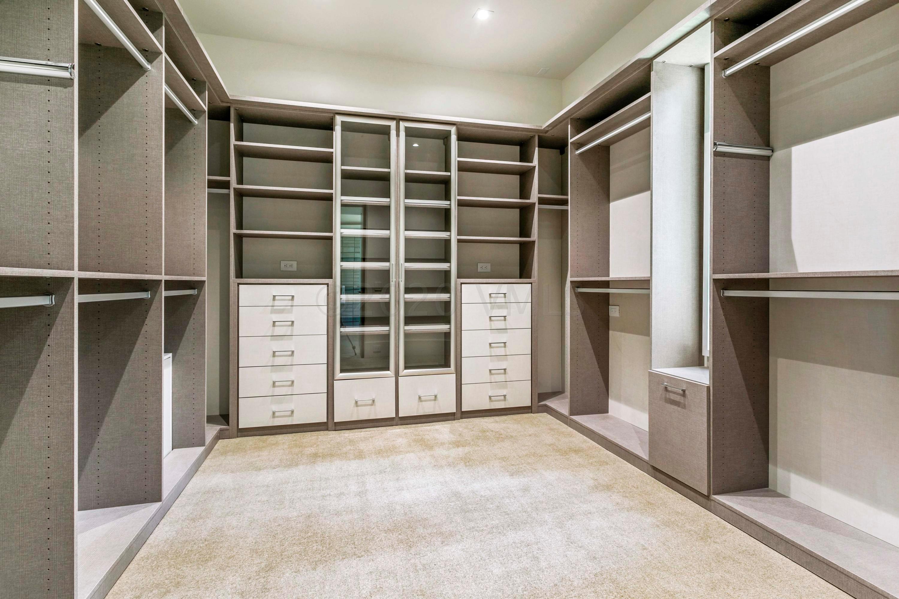 144 Castle Peak Gate Edwards, CO 81632 - Photo 21 of 46 a view of empty room with a white walls