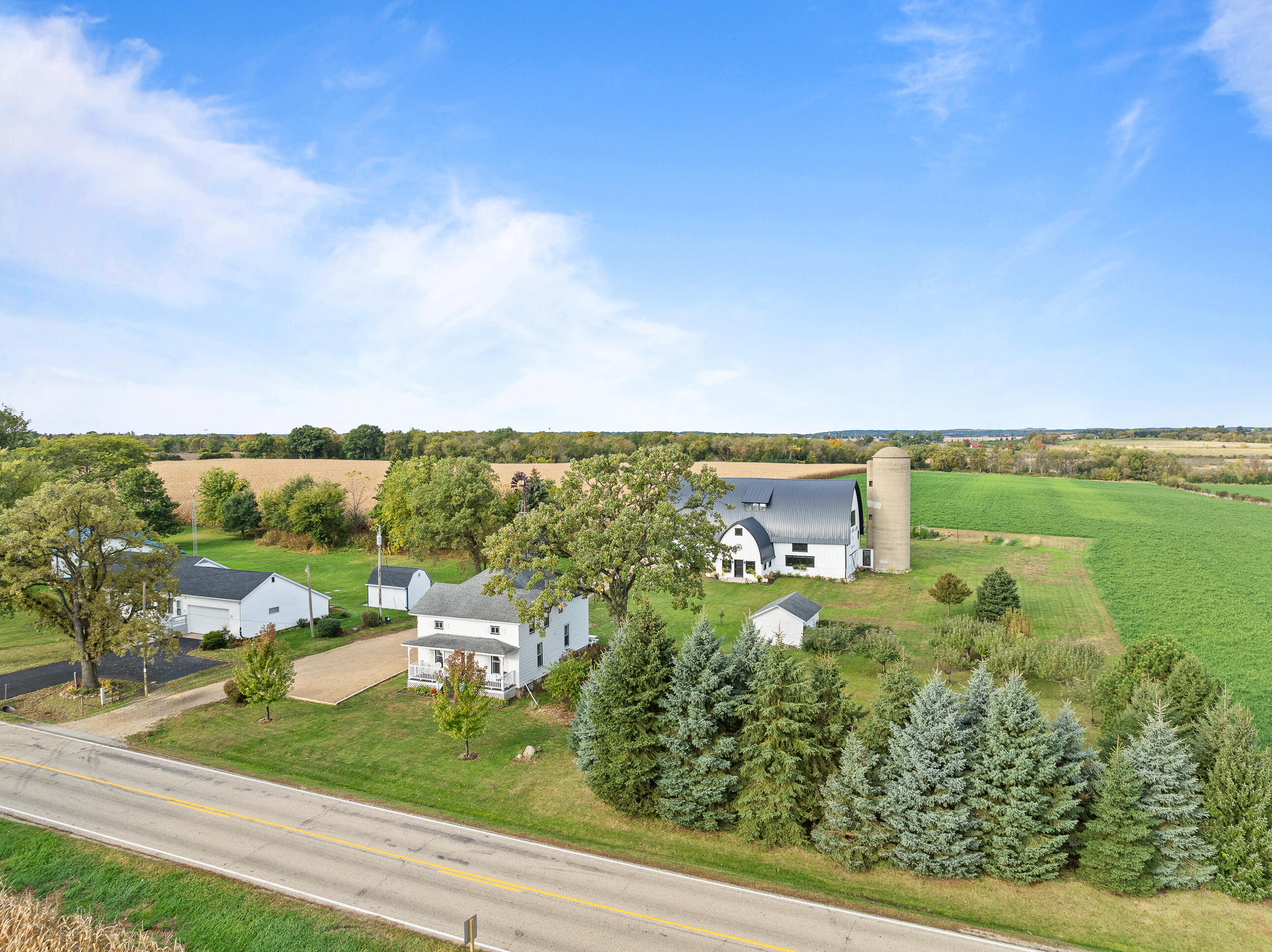 4363 County Rd O Delavan, WI 53115 - Photo 42 of 59 Ariel Views of the area