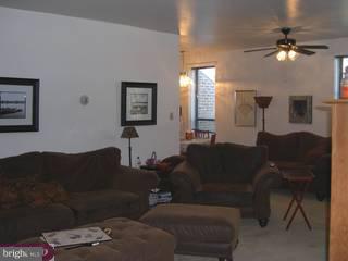2 F Fairway Road, Unit F Reading, PA 19607 - Photo 1 of 6 Gallery Image 1