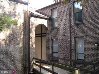 2 F Fairway Road, Unit F Reading, PA 19607 - Photo 2 of 6 Gallery Image 2