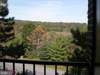 2 F Fairway Road, Unit F Reading, PA 19607 - Photo 6 of 6 Gallery Image 6