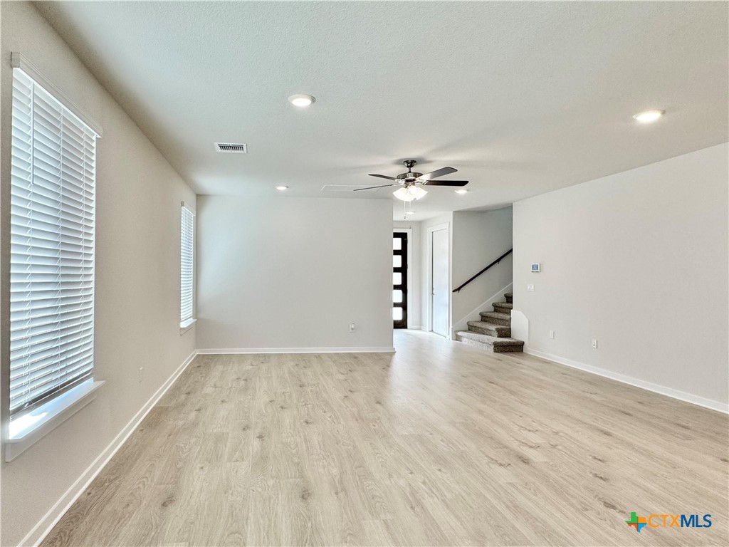 404 Tinto Street Leander, TX 78641 - Photo 14 of 39