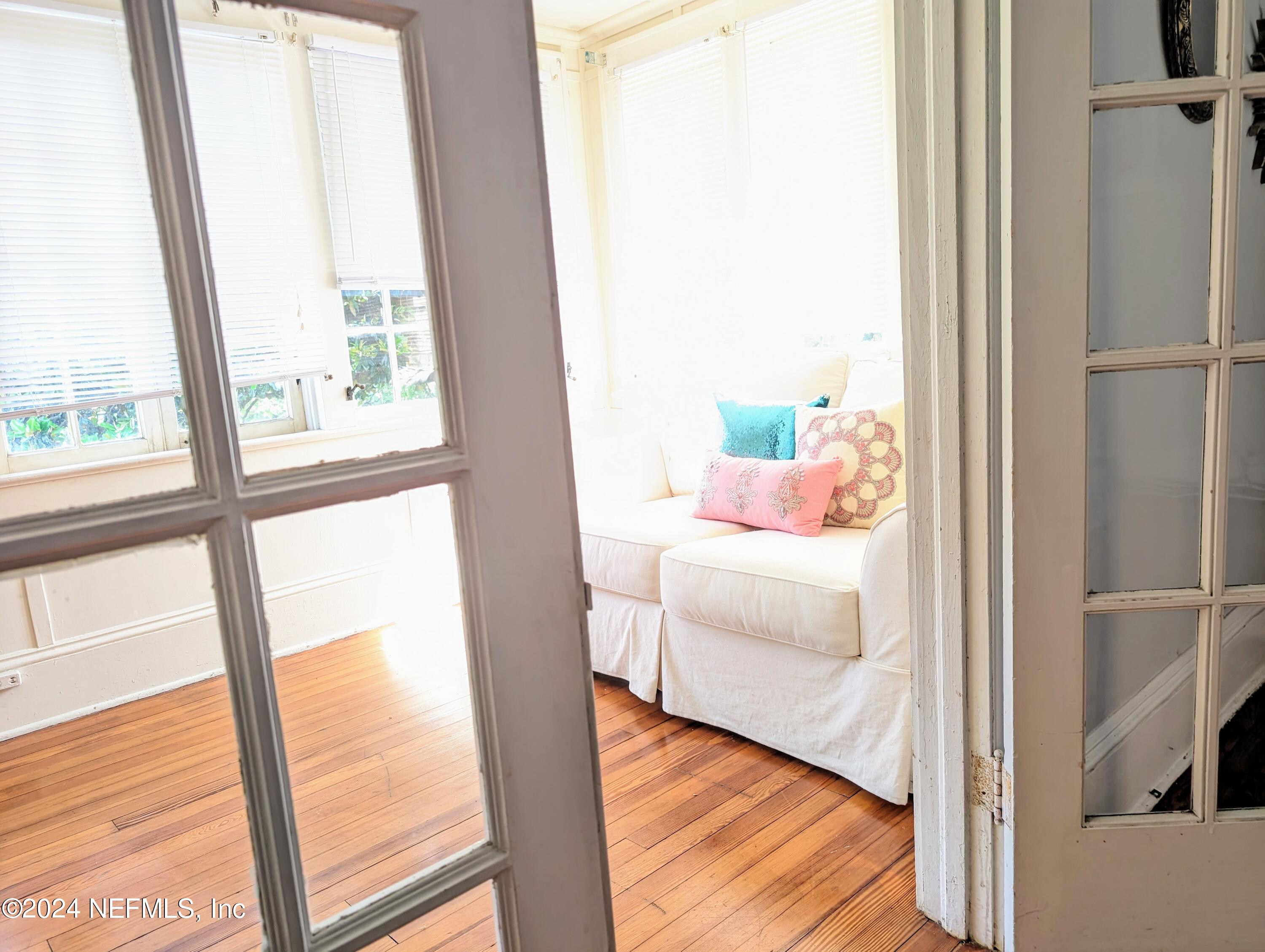 2727 Riverside Avenue, Unit 3 Jacksonville, FL 32205 - Photo 8 of 13 PXL_20240503_203931223~2