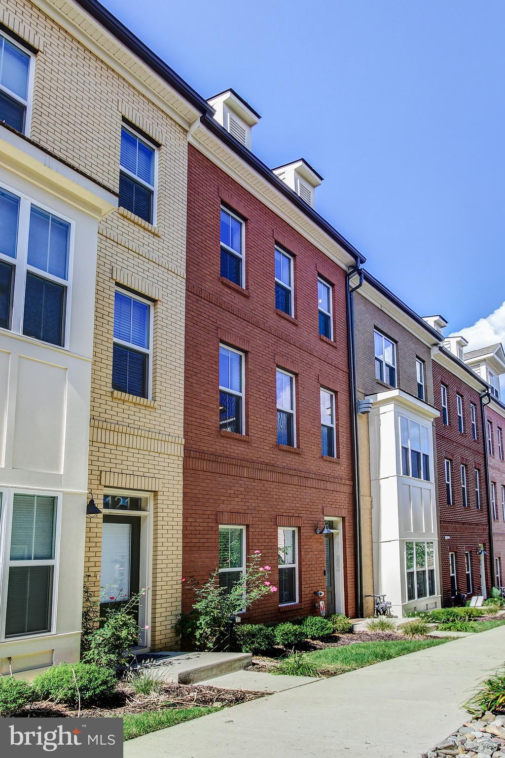 123 Kandinsky Loop Silver Spring, MD 20906 - Photo 2 of 35 Gallery Image 2