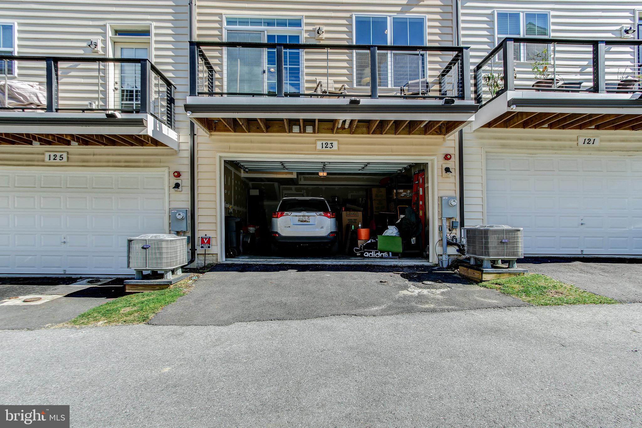 123 Kandinsky Loop Silver Spring, MD 20906 - Photo 32 of 35 Gallery Image 32