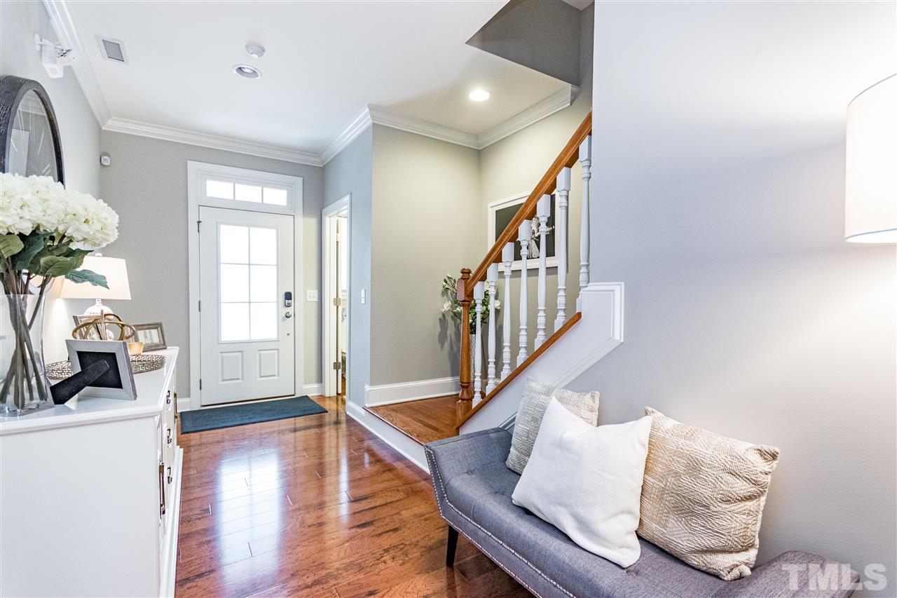 761 Fallon Grove Way Raleigh, NC 27608 - Photo 3 of 20