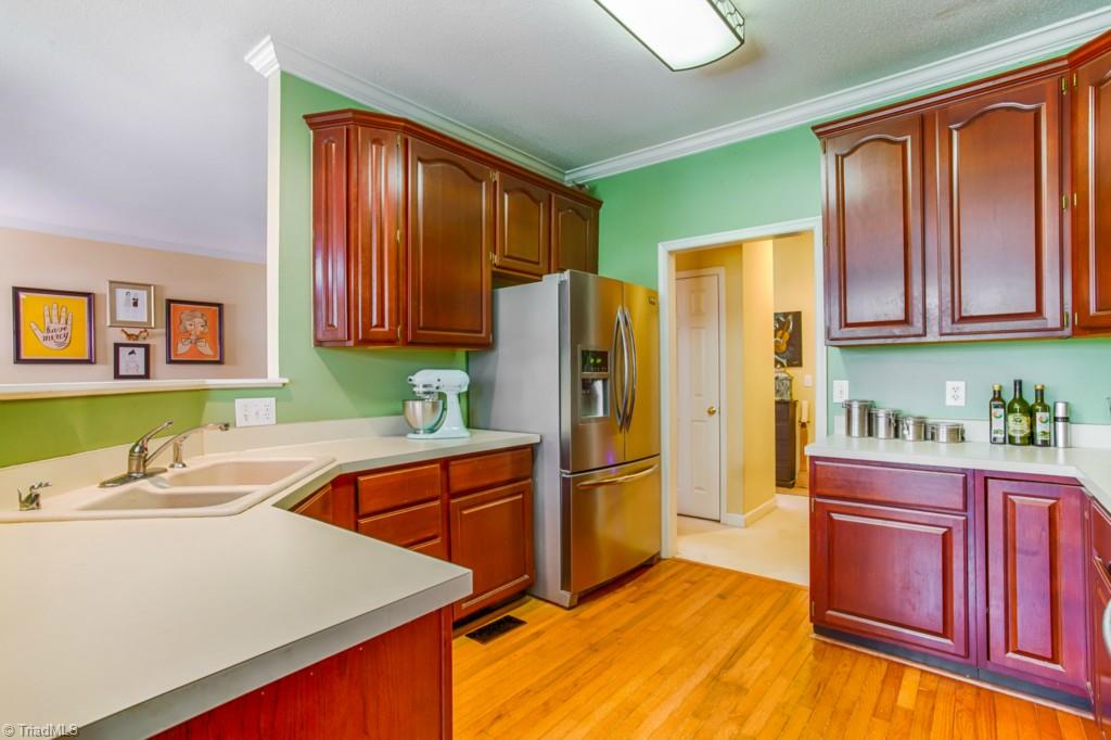6402 High View Road Greensboro, NC 27410 - Photo 8 of 16 Gallery Image 8