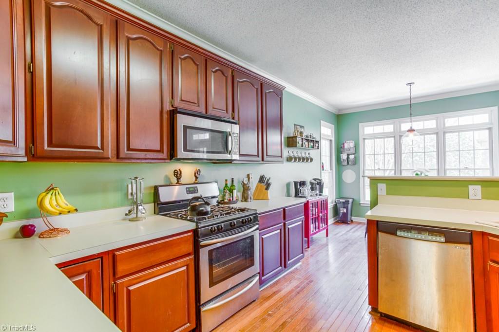 6402 High View Road Greensboro, NC 27410 - Photo 9 of 16 Gallery Image 9