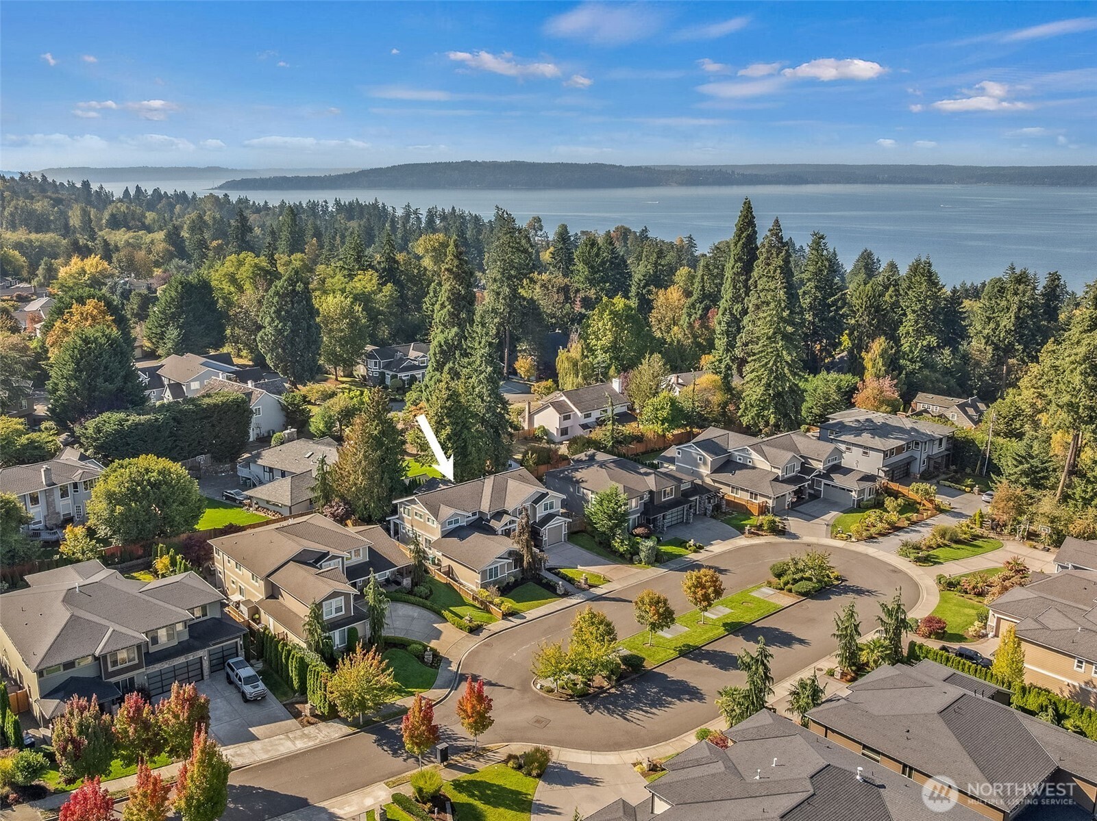 627 Southwest 185th Street Normandy Park, WA 98166 - Photo 2 of 38