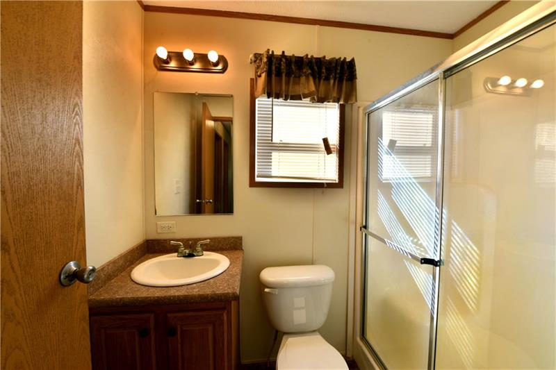 714 Banetown Road Washington, PA 15301 - Photo 14 of 19