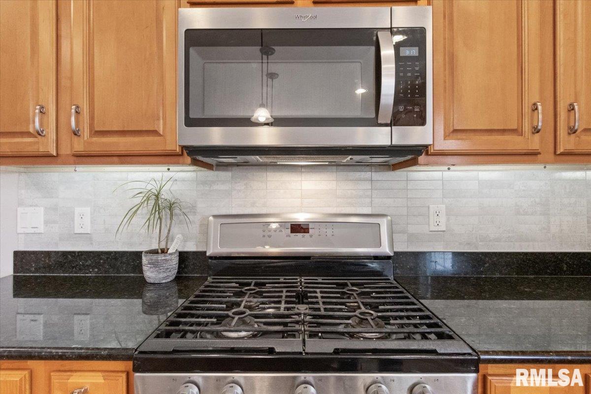 1760 Kingsbury Road Washington, IL 61571 - Photo 26 of 85 Gallery Image 26