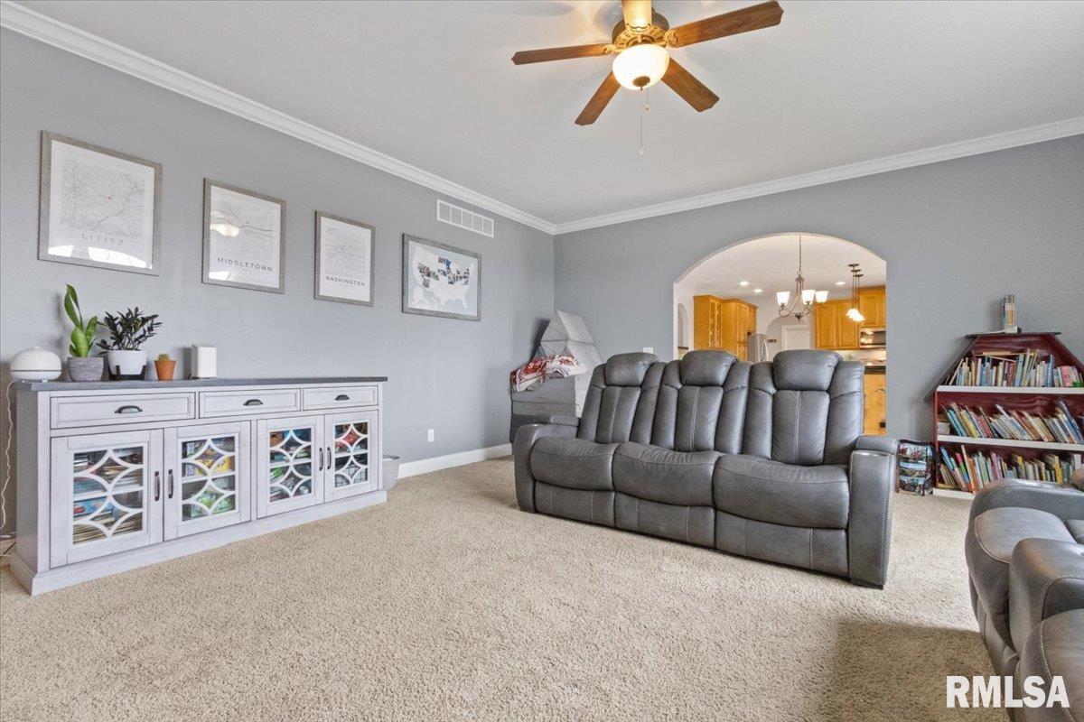 1760 Kingsbury Road Washington, IL 61571 - Photo 34 of 85 Gallery Image 34