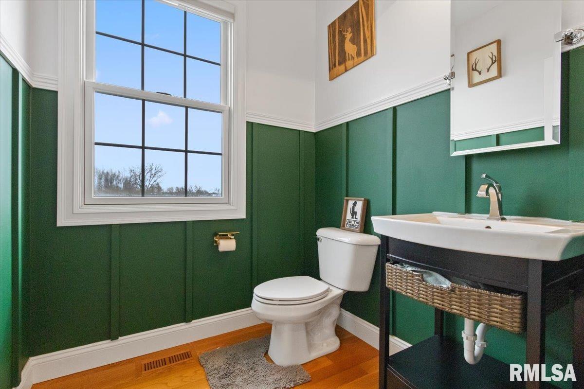 1760 Kingsbury Road Washington, IL 61571 - Photo 37 of 85 Gallery Image 37
